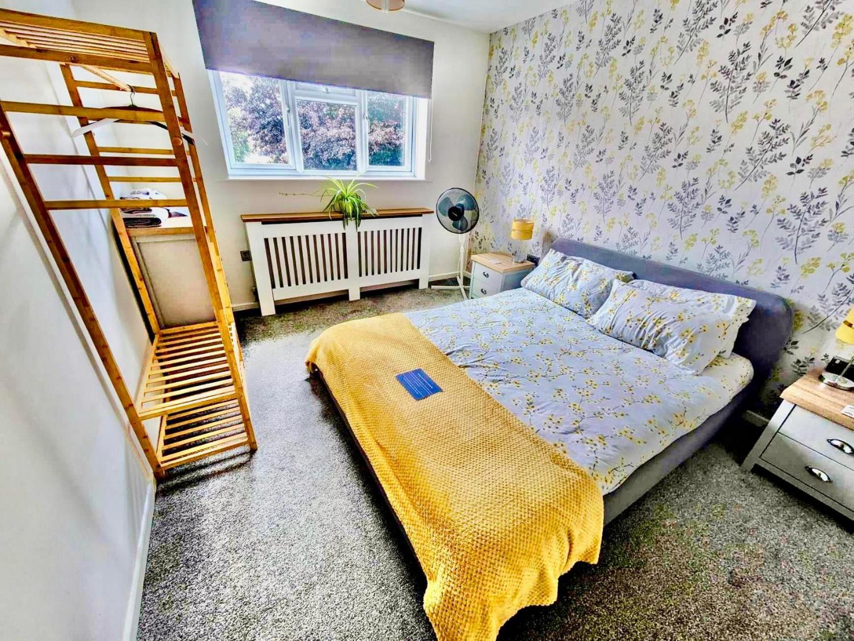 Spacious 3 Bed House, Sleeps 6, Free Parking - 14 Millers Close Leominster Exteriör bild